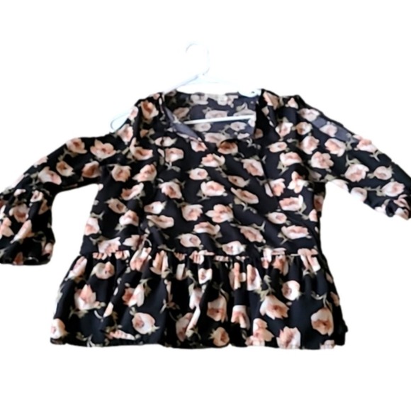 Sugar +Lips Cold Shoulder Bell‎ Sleeve Blouse - Picture 1 of 4